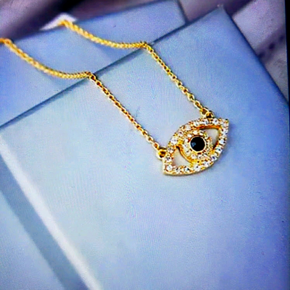 White Crystal Eye Pendant Necklace
